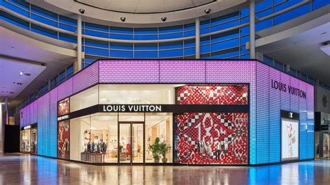 Louis Vuitton yorkdale opening